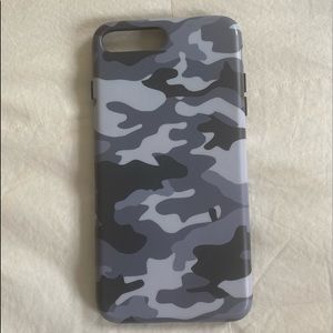 iPhone 7 plus used Velvet Caviar camo case